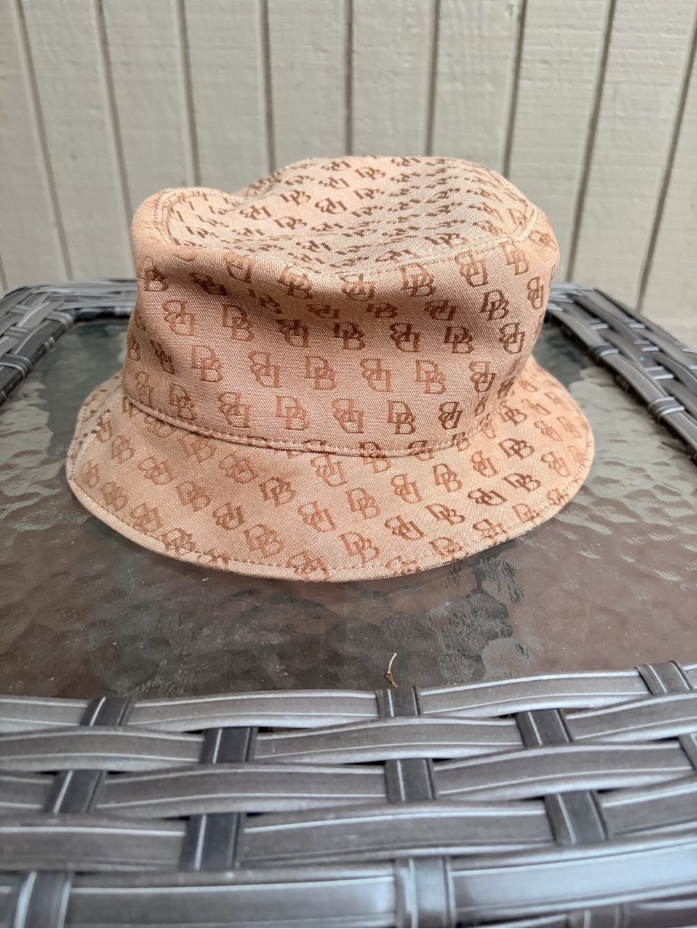 Dooney & Bourke bucket hat